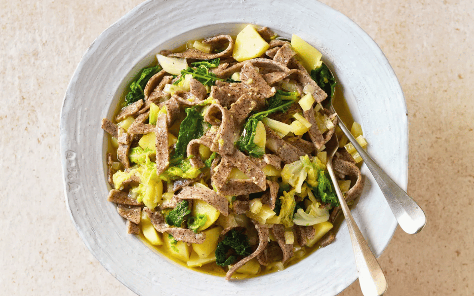 Pizzoccheri, piatto tipico della vicina Valtellina