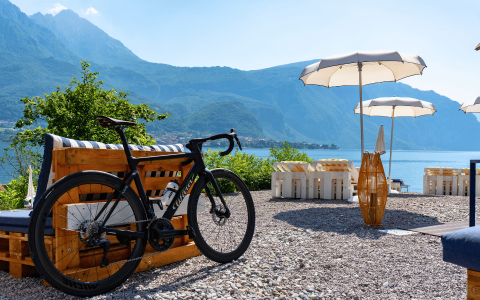 Bicicletta da corsa Wilier Triestina inclusa nei tour Joule e disponibile a noleggio